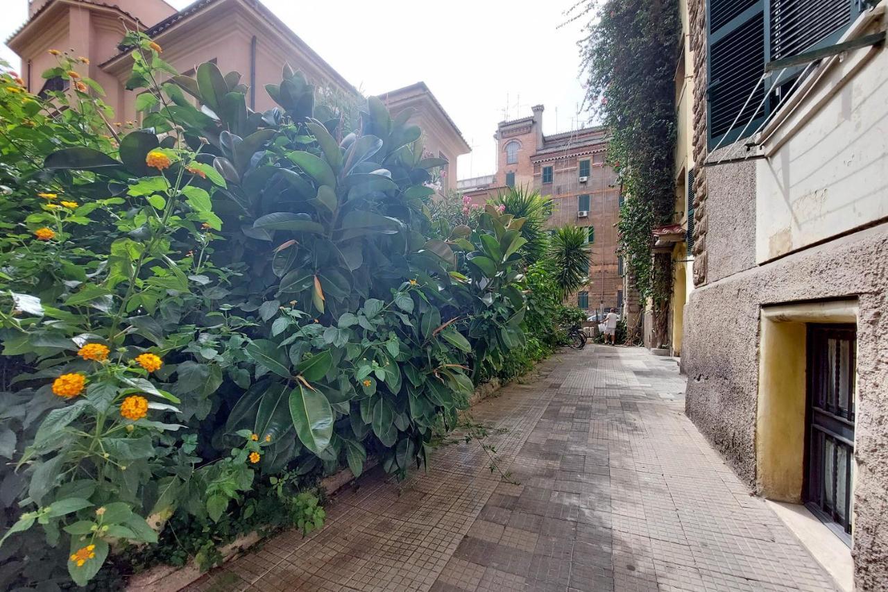 Ych-Brand New Vatican Flat With Terrace Рим Экстерьер фото